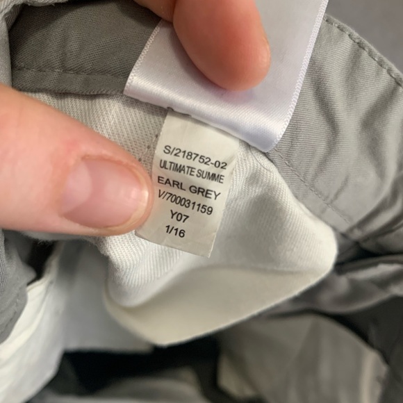 NWOT Old Navy Men’s Slim Chinos Ultimate Summe Earl Grey - 34x32 - Picture 7 of 7
